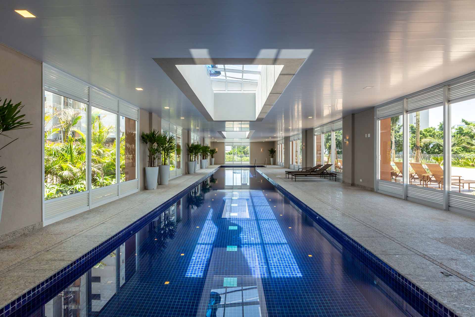 Piscina Coberta Climatizada com raia de 25m