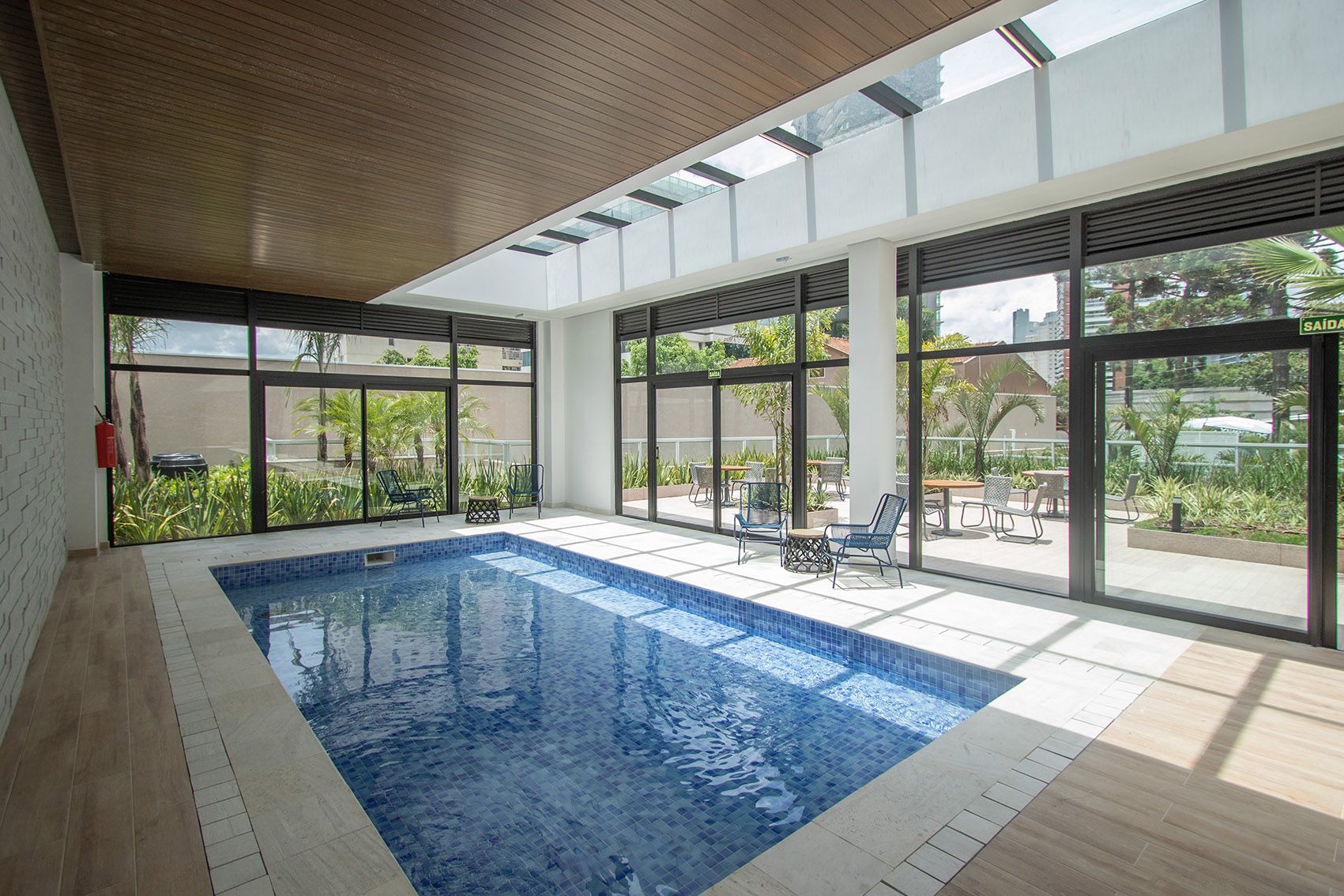 Helbor Landscape Ecoville — Piscina Infantil Coberta e Aquecida