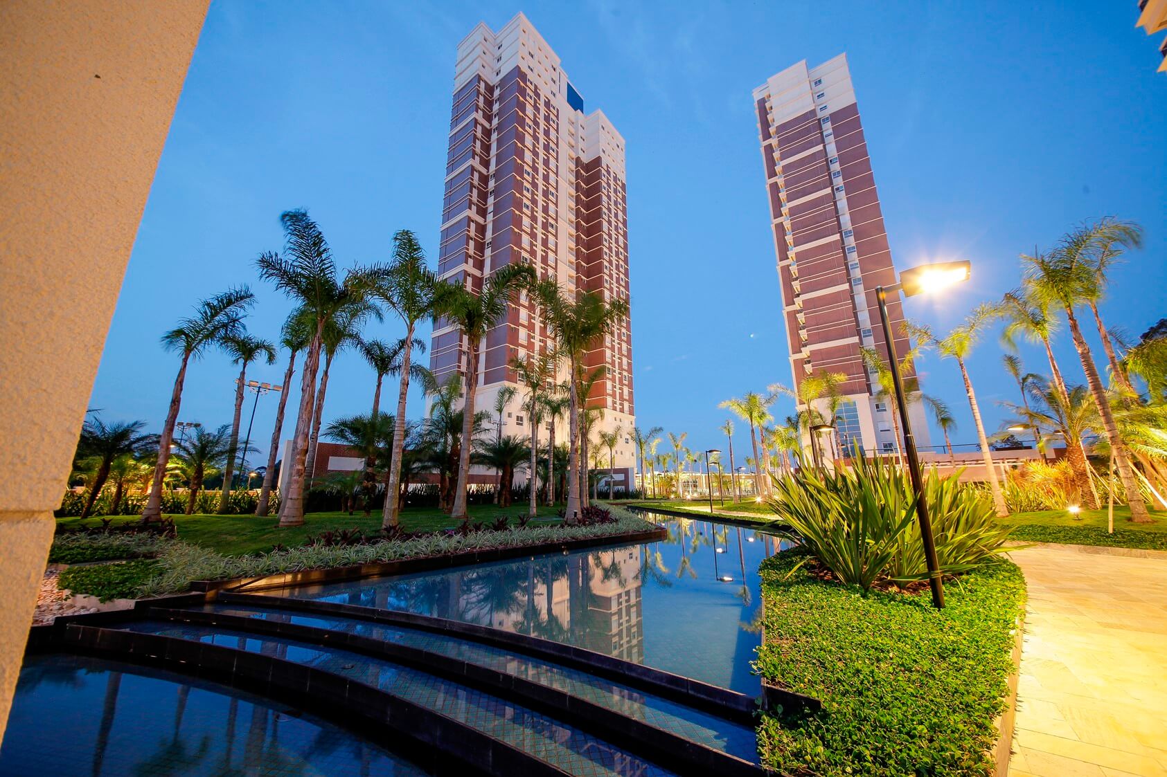 Praça de Chegada com Espelho-d’água